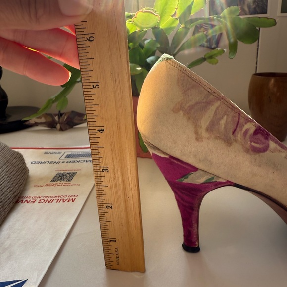 Vintage heels - 2 for 1! Size 8 - Picture 7 of 7